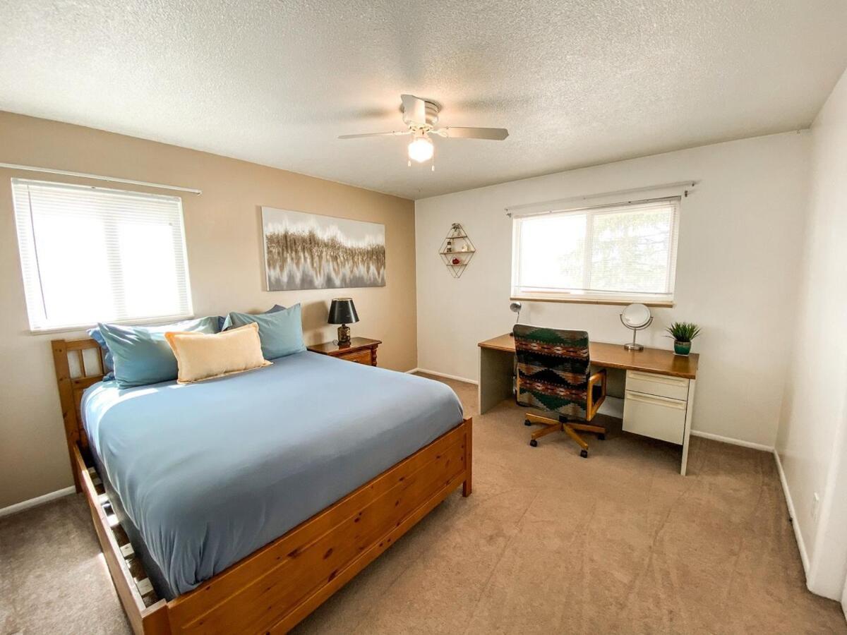 Casa de férias Pikes Peak Views Cozy Well Stocked Near Parks, Downtown