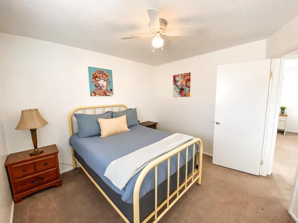 Pikes Peak Views Cozy Well Stocked Near Parks, Downtown *